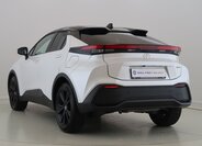 Toyota C-HR SUV 1,8 l 72 kw