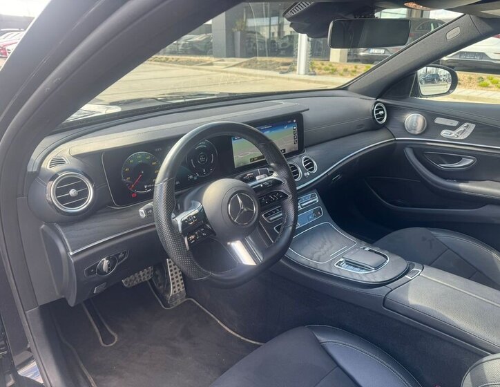 Mercedes-Benz Třídy E Sedan / Limuzína 2,0 l 143 kw