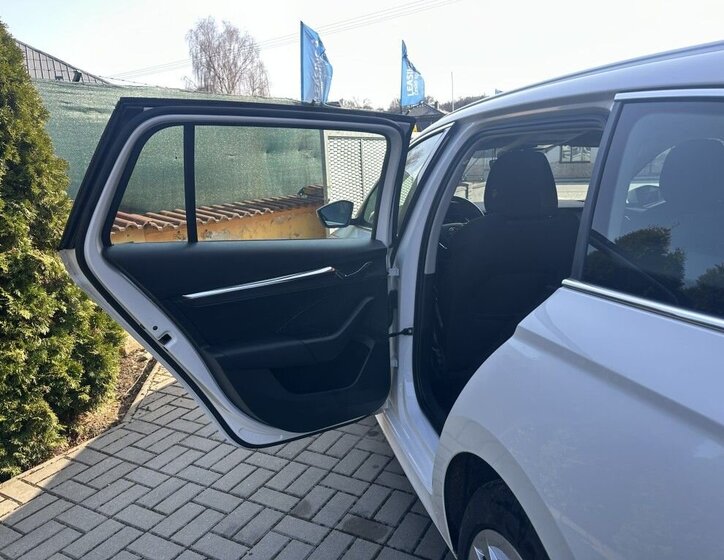 Škoda Octavia Kombi 2,0 l 110 kw