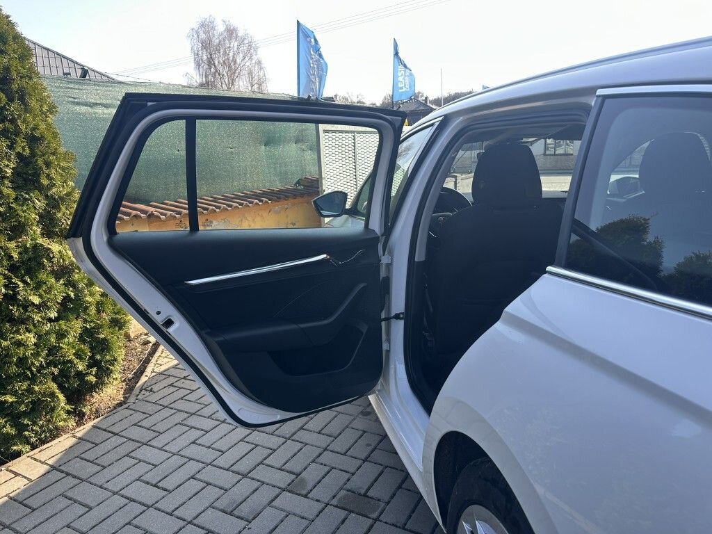 Škoda Octavia Kombi 2,0 l 110 kw