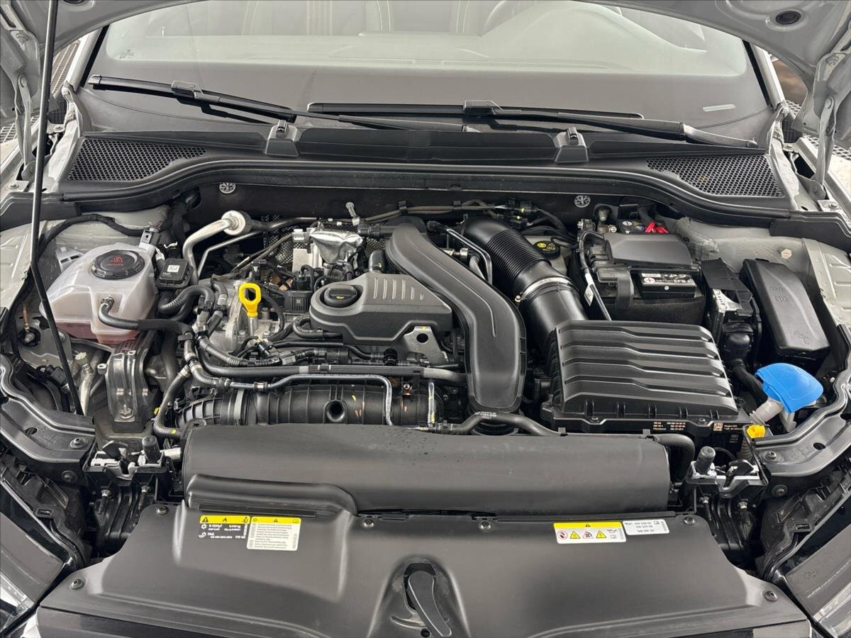 Škoda Scala Hatchback 1,5 l 110 kw