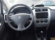 Suzuki Ignis Hatchback 1,6 l 78 kw