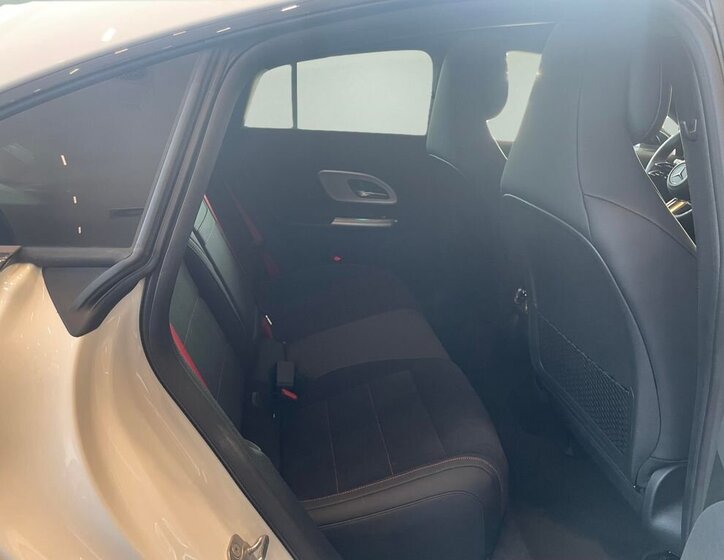 Mercedes-Benz CLA Kupé 0,0 200 kw