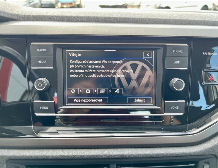 Volkswagen Polo Hatchback 999,0 70 kw