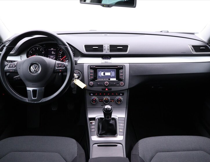 Volkswagen Passat Kombi 1,4 l 90 kw