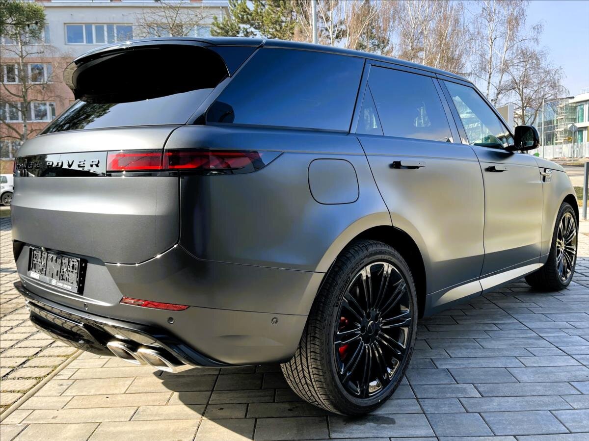 Land Rover Range Rover Sport SUV / Terénní 4,4 l 390 kw