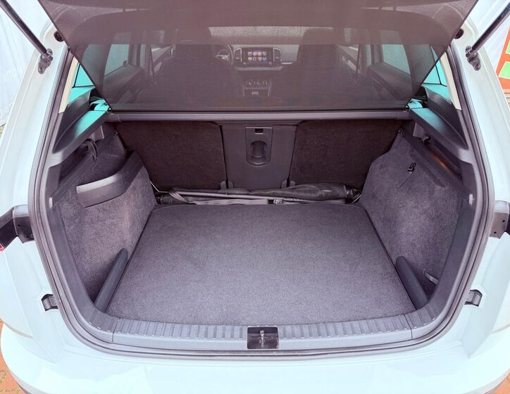 Škoda Karoq SUV / Terénní 2,0 l 85 kw