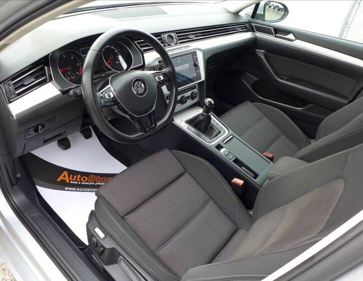 Volkswagen Passat Kombi 2,0 l 110 kw