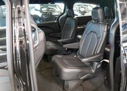Chrysler Pacifica MPV 3,6 l 221 kw