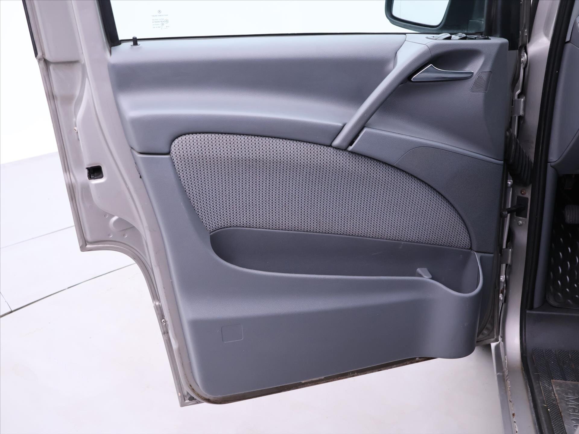 Mercedes-Benz Viano Kombi 3,0 l 150 kw