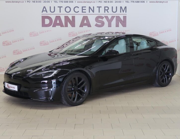Tesla Model S Hatchback 0,0 493 kw