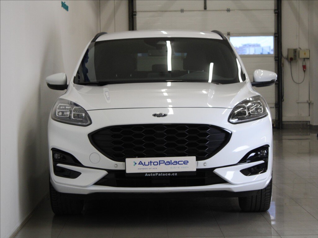 Ford Kuga SUV / Terénní 2,0 l 140 kw