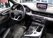 Audi Q7 15
