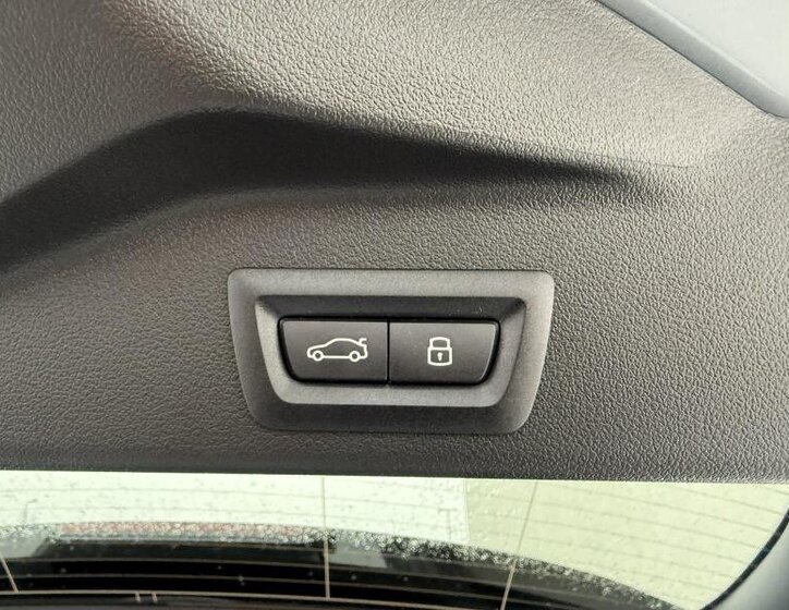 BMW X5 SUV 3,0 l 250 kw