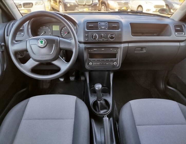 Škoda Fabia 16