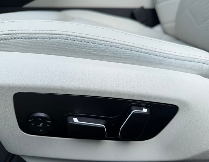 BMW Řada 5 Kombi 3,0 l 210 kw