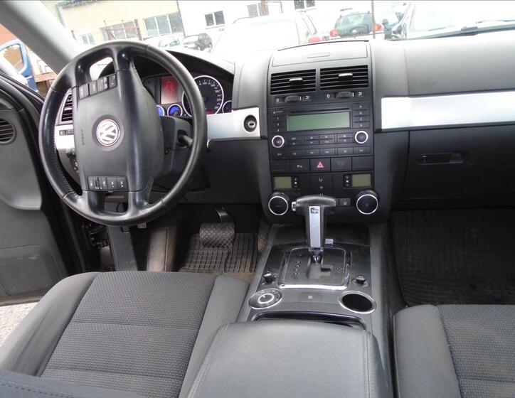 Volkswagen Touareg 18