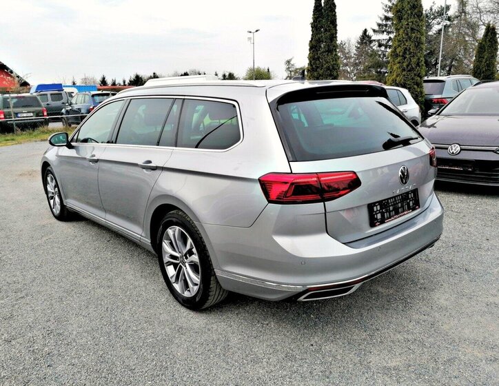 Volkswagen Passat Kombi 2,0 l 90 kw