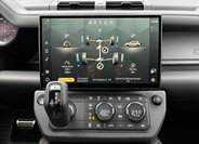 Land Rover Defender SUV / Terénní 4,4 l 467 kw