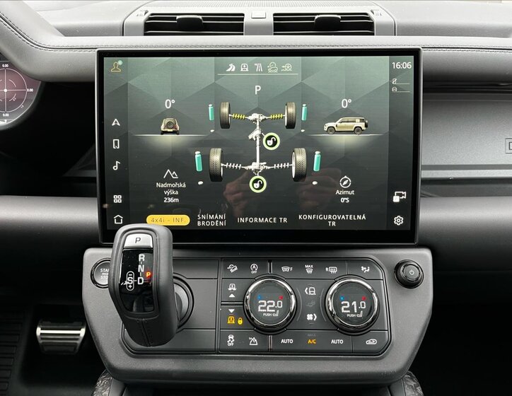 Land Rover Defender SUV / Terénní 4,4 l 467 kw