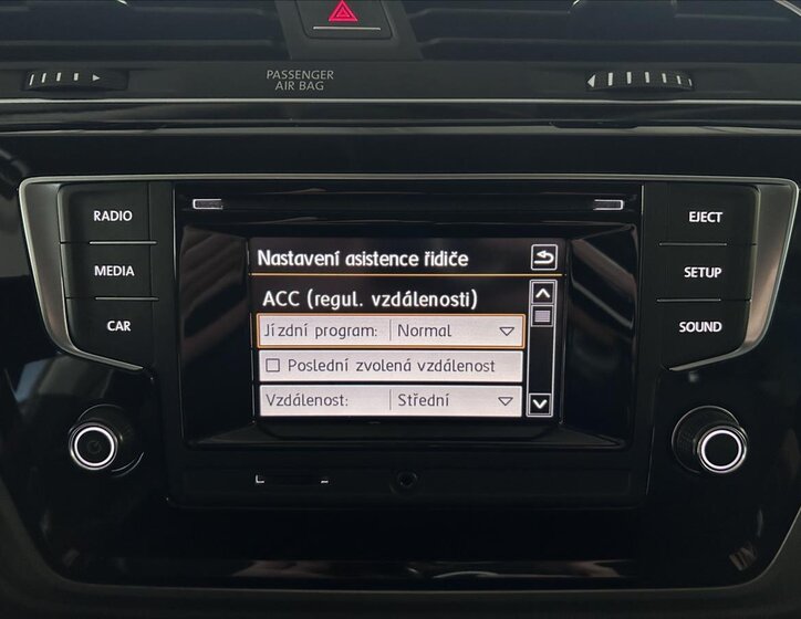 Volkswagen Touran 17