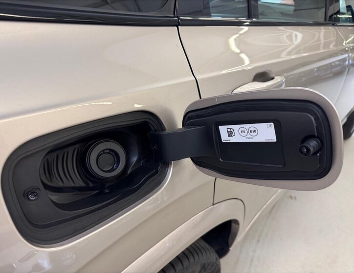 Volvo XC90 SUV 2,0 l 184 kw