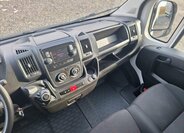 Peugeot Boxer Skříň 2,2 l 121 kw