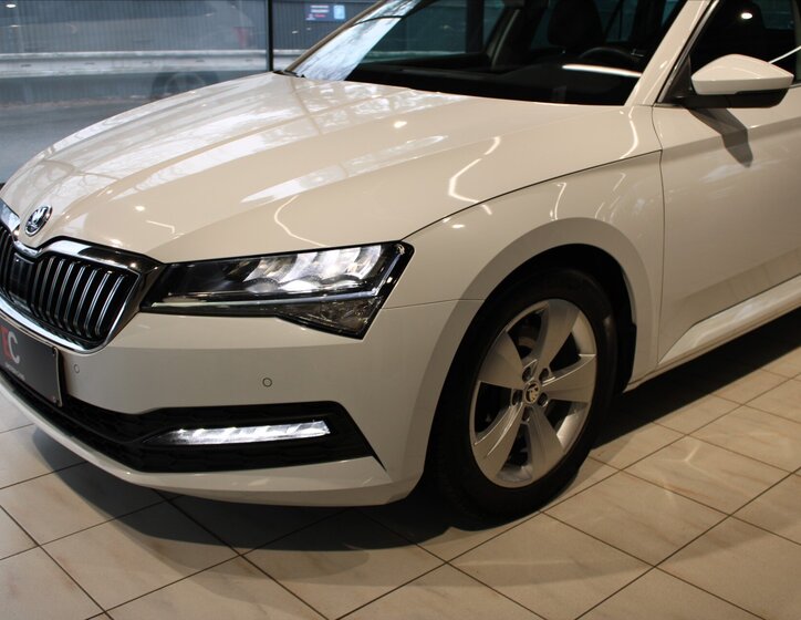 Škoda Superb Kombi 2,0 l 110 kw