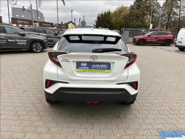 Toyota C-HR SUV 1,2 l 85 kw