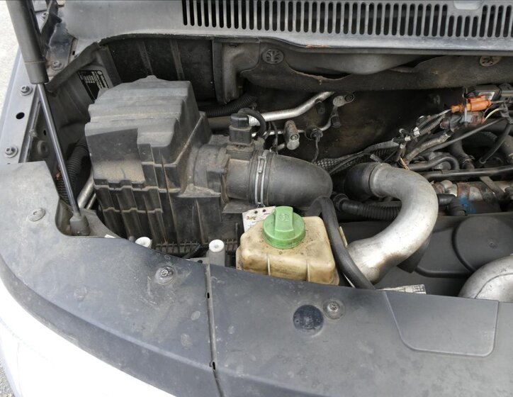 Volkswagen Caravelle Ostatní 2,5 l 96 kw