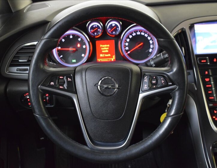 Opel Astra Kombi 2,0 l 121 kw