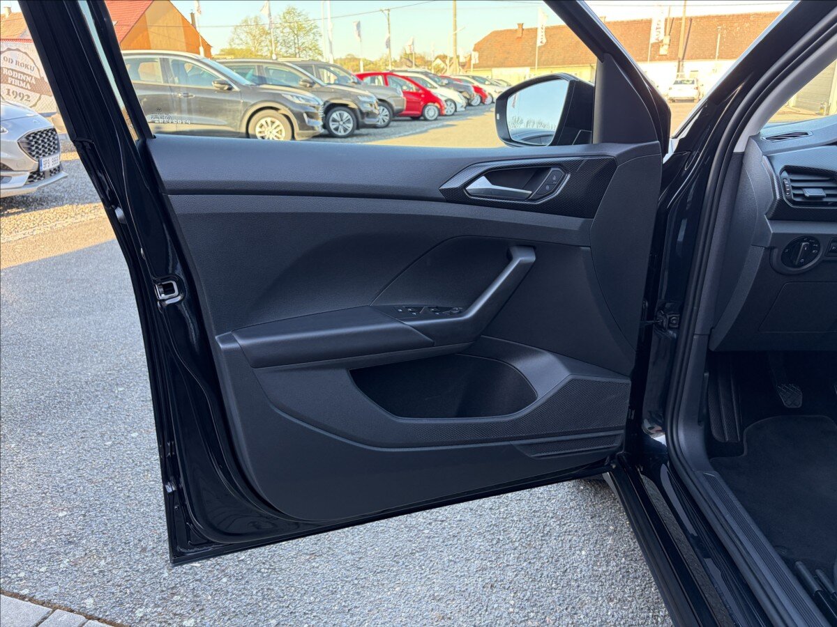 Volkswagen T-Cross Kombi 999,0 81 kw