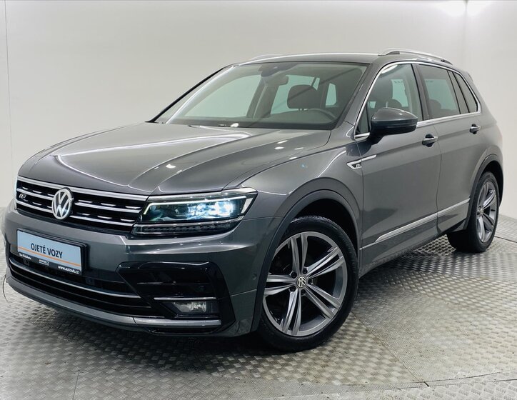 Volkswagen Tiguan 1