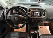 Volkswagen Tiguan SUV / Terénní 2,0 l 125 kw