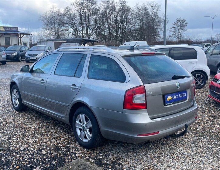 Škoda Octavia Kombi 1,6 l 77 kw