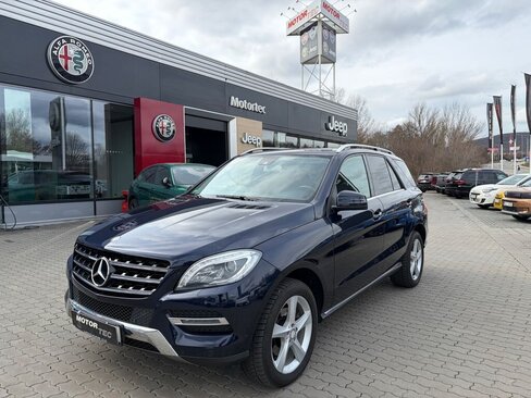 Mercedes-Benz Třídy M SUV / Terénní 3,0 l 190 kw