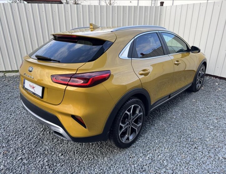 KIA XCeed 13