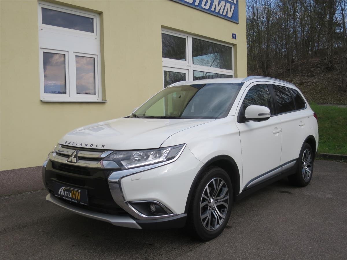 Mitsubishi Outlander SUV / Terénní 2,3 l 110 kw