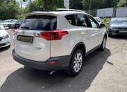 Toyota RAV4 SUV / Terénní 2,2 l 110 kw