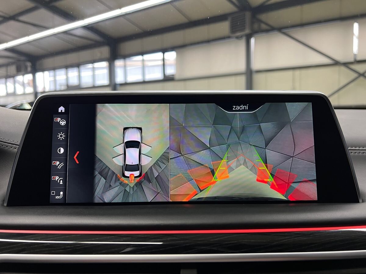 BMW Řada 7 Sedan 3,0 l 294 kw