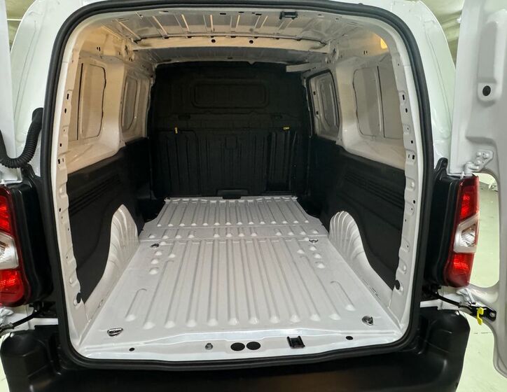 Toyota ProAce City 10