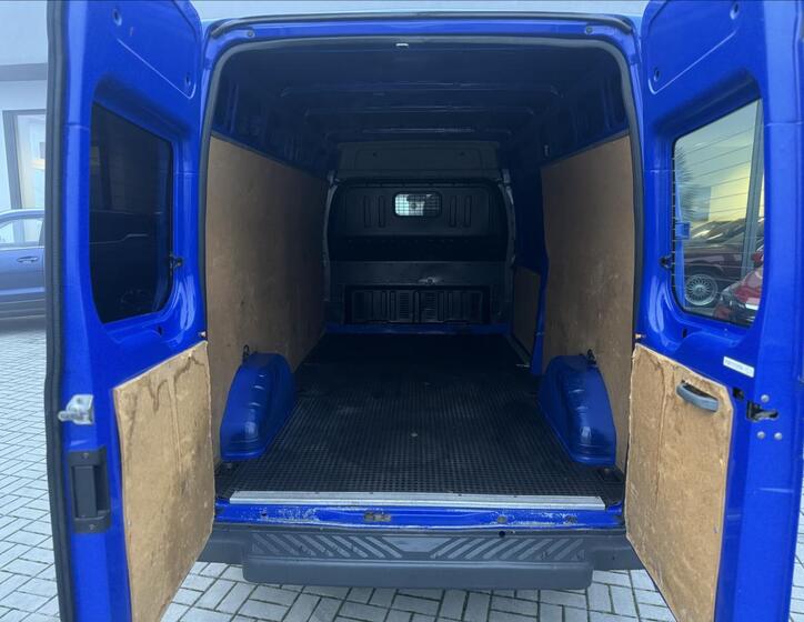 Ford Transit 13
