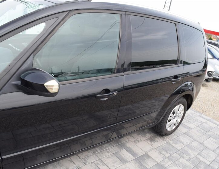 Ford Galaxy MPV 2,0 l 103 kw