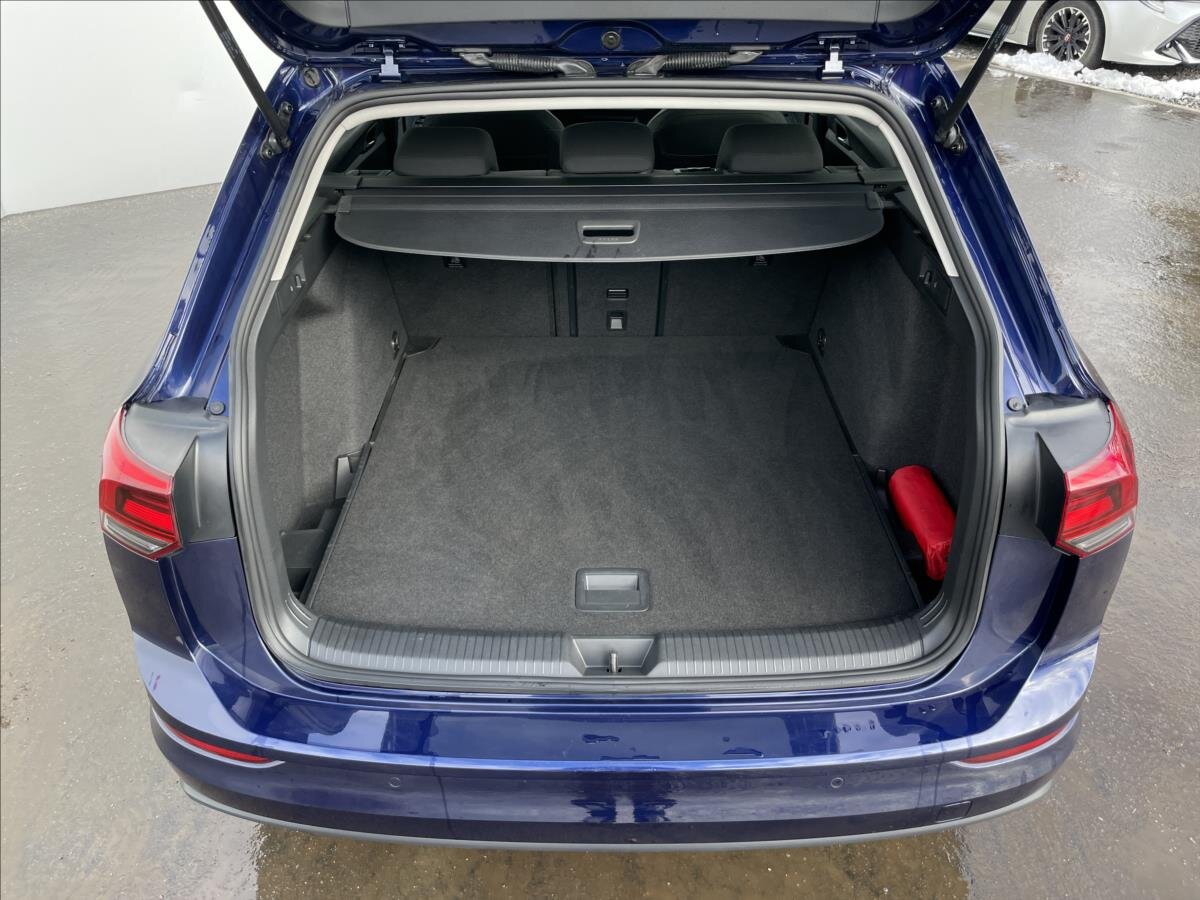 Volkswagen Golf Kombi 1,5 l 96 kw