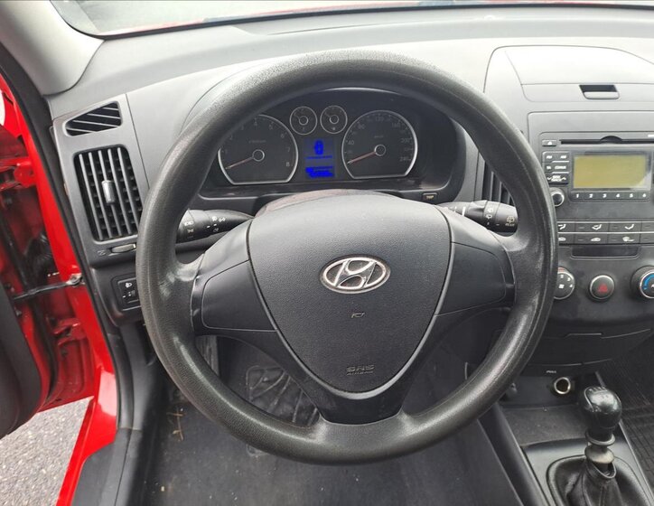 Hyundai i30 Hatchback 1,4 l 80 kw