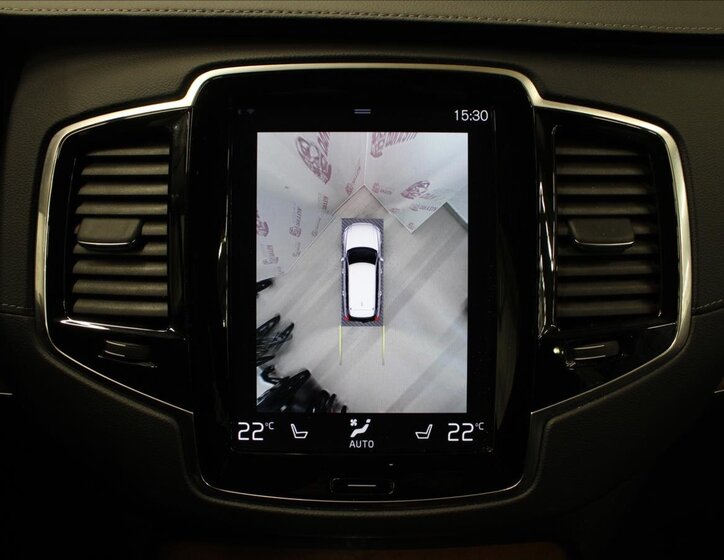 Volvo XC90 SUV / Terénní 2,0 l 173 kw