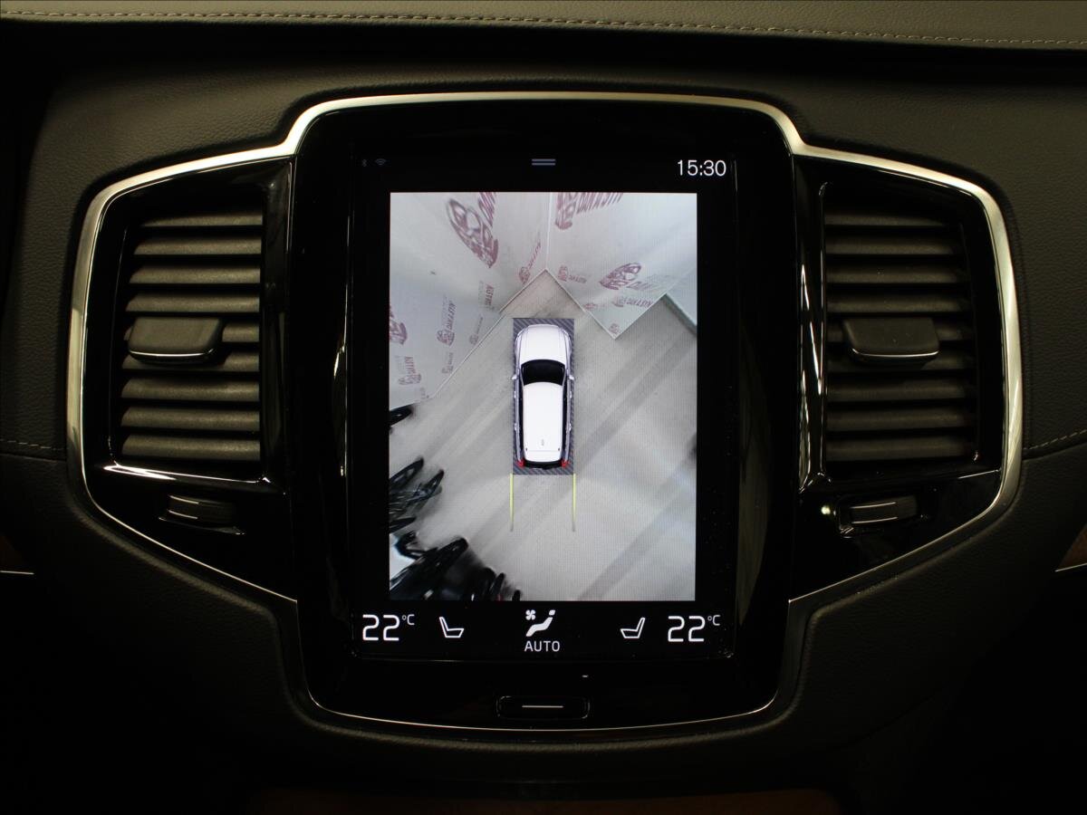Volvo XC90 SUV / Terénní 2,0 l 173 kw