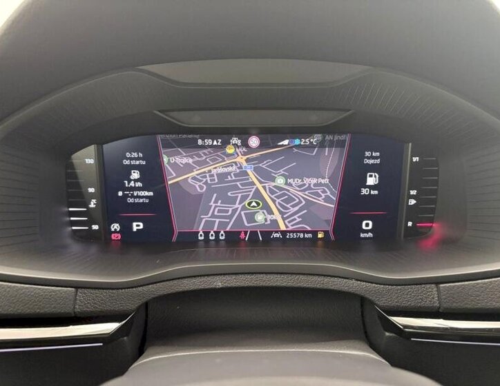 Škoda Karoq SUV 1,5 l 110 kw