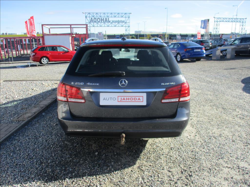 Mercedes-Benz Třídy E