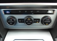 Volkswagen Passat 24